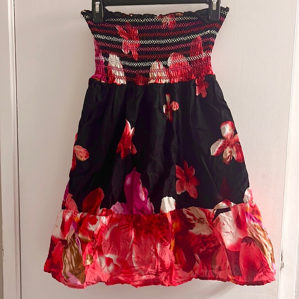 Floral sleeveless mini dress